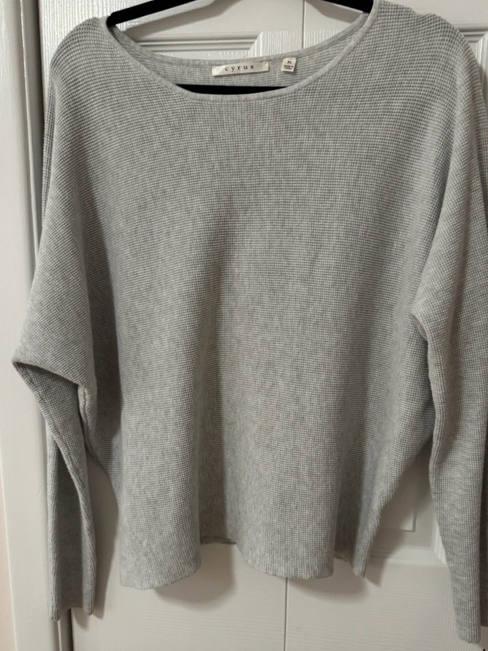 Cyrus Women's Light Gray Crewneck Waffle Knit Sweater